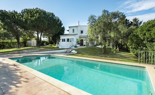 House in Porches, Algarve, Portugal 1