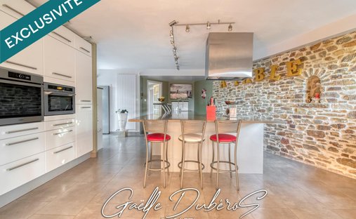 Castle for Sale in Chazé-sur-Argos, Pays de la Loire, France