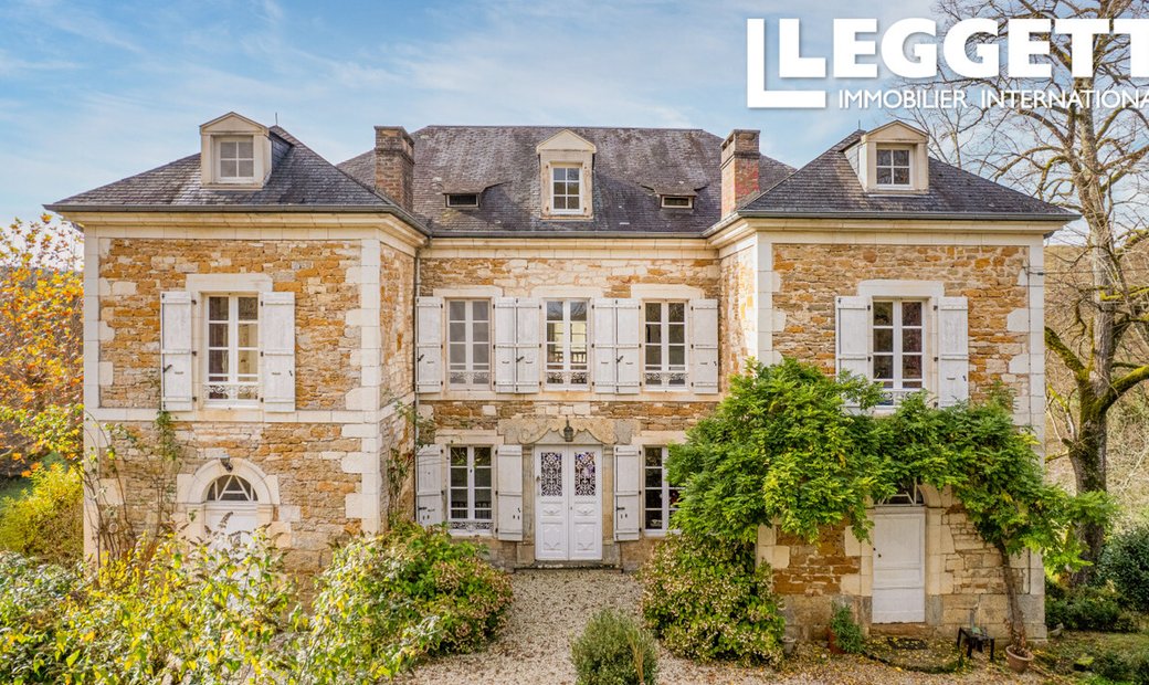 18th Century Château, Swimming Pool, Barn, Meadows And Forests