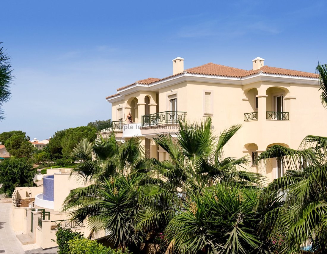 Villa in Peyia, Paphos, Cyprus 2 - 15235809