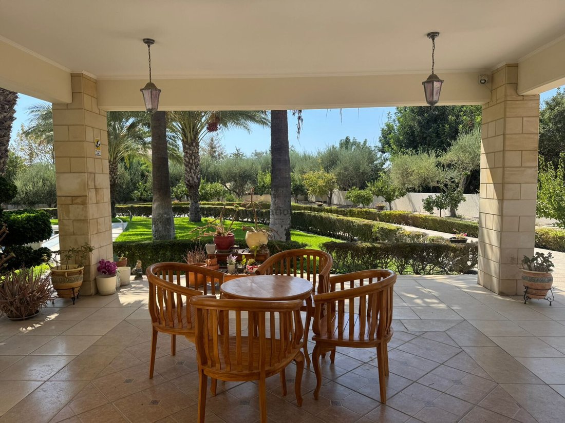 Villa in Pyrgos, Limassol, Cyprus 1 - 16712893