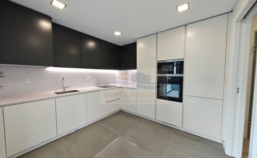 Apartment in Carcavelos e Parede, Lisbon, Portugal 1