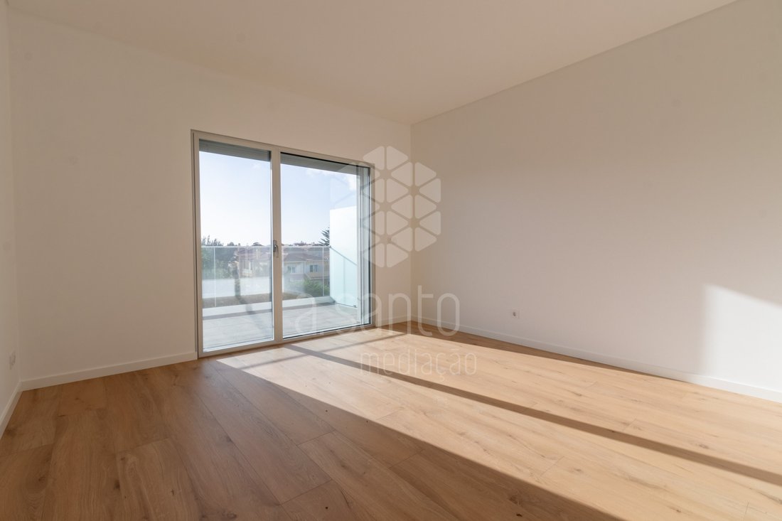 Apartment in Carcavelos e Parede, Lisbon, Portugal 1 - 16699296