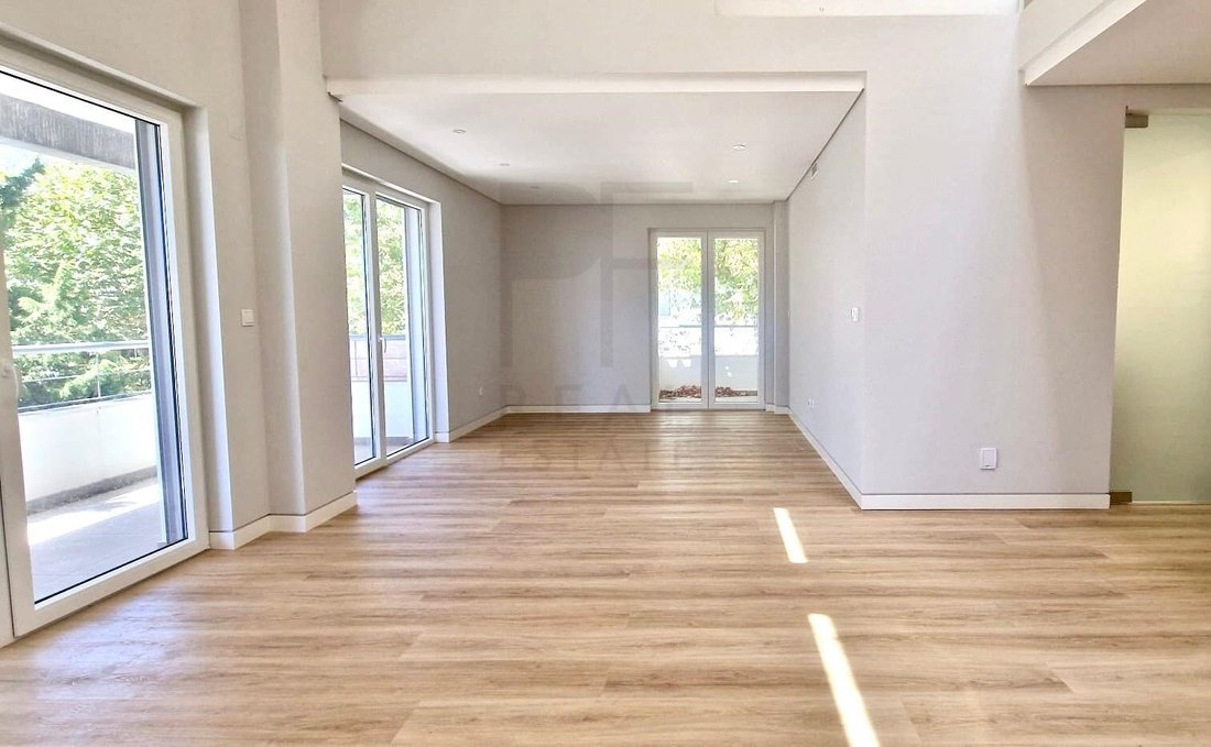 Apartment in Carcavelos e Parede, Lisbon, Portugal 3 - 14575952