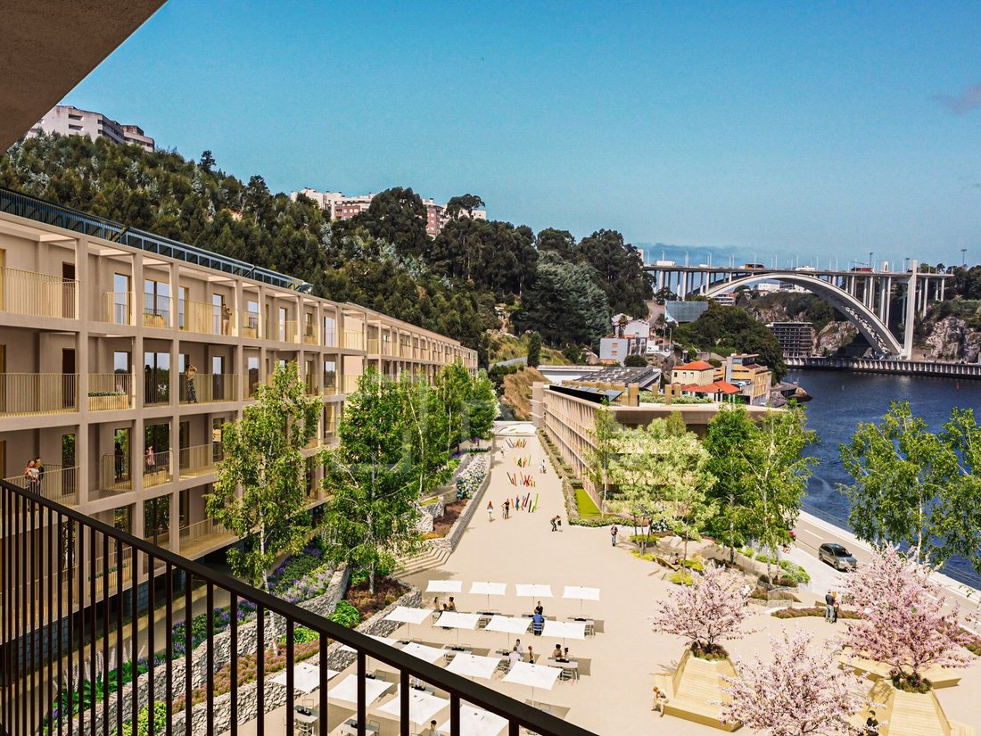 Apartment in Santa Marinha e Sao Pedro da Afurada, Porto District, Portugal 1 - 16573779