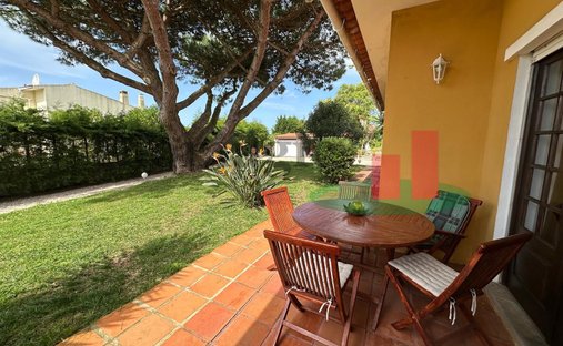 House in Nadadouro, Leiria District, Portugal 1