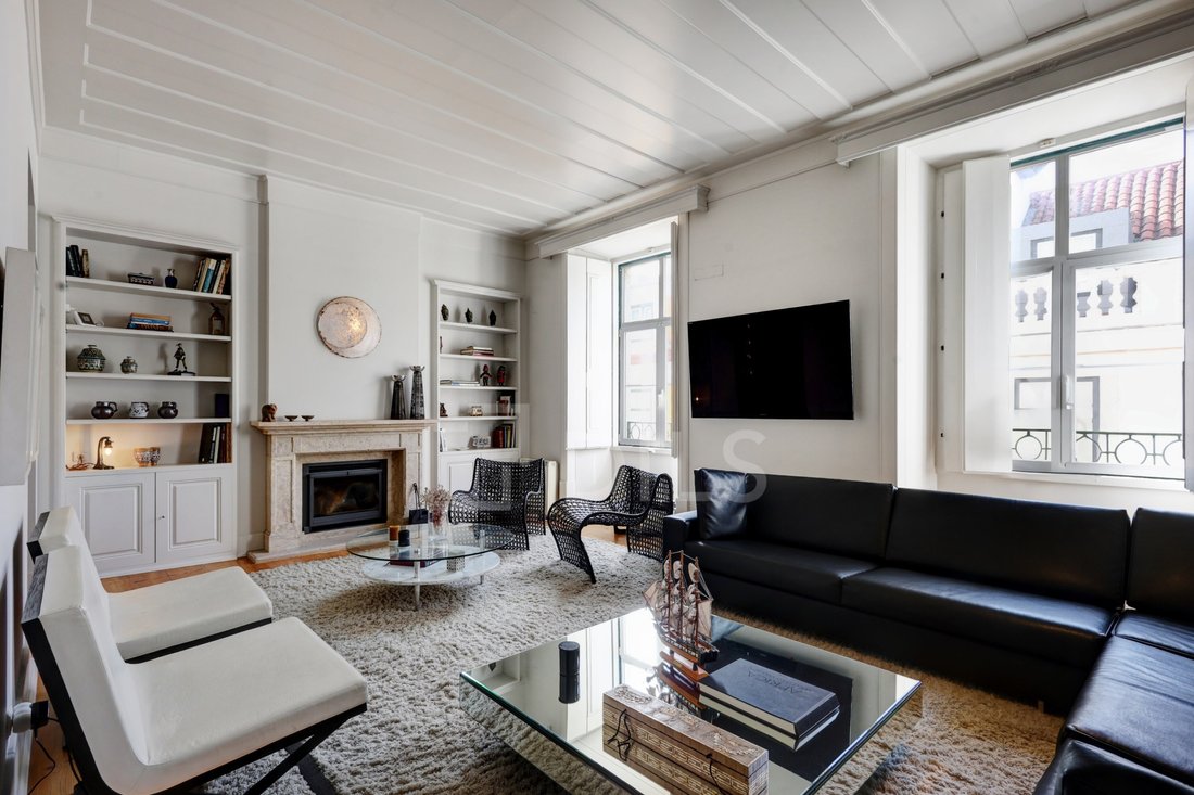 Apartment in Misericordia, Lisbon, Portugal 3 - 16070950