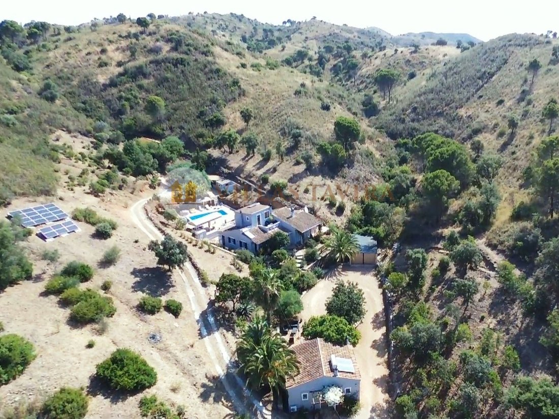 Finca in Santa Catarina da Fonte do Bispo, Algarve, Portugal 1 - 11953276
