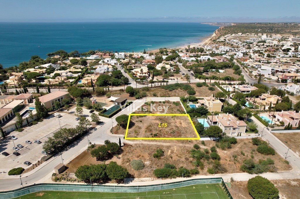 Land in Sao Goncalo de Lagos, Algarve, Portugal 1 - 14521984
