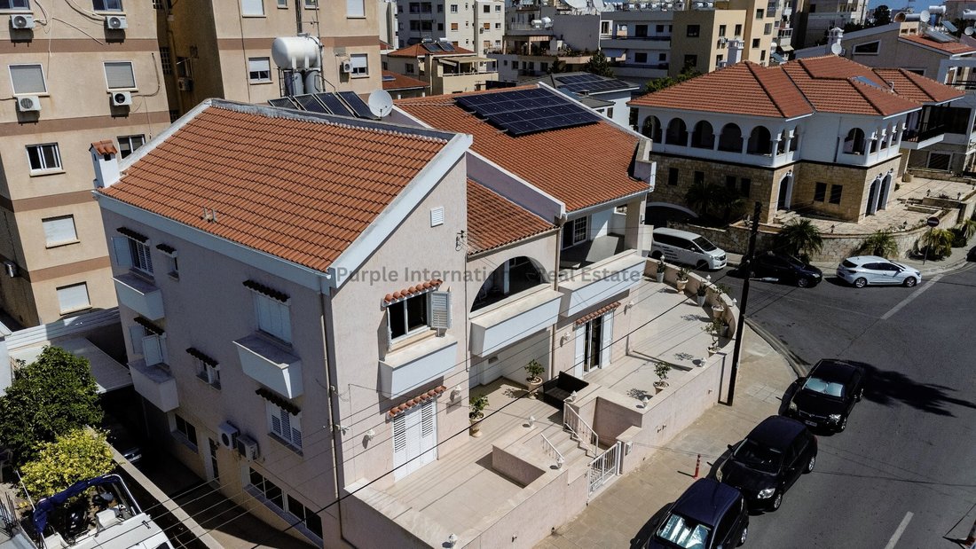 Villa in Agios Nikolaos, Cyprus 1 - 15265177