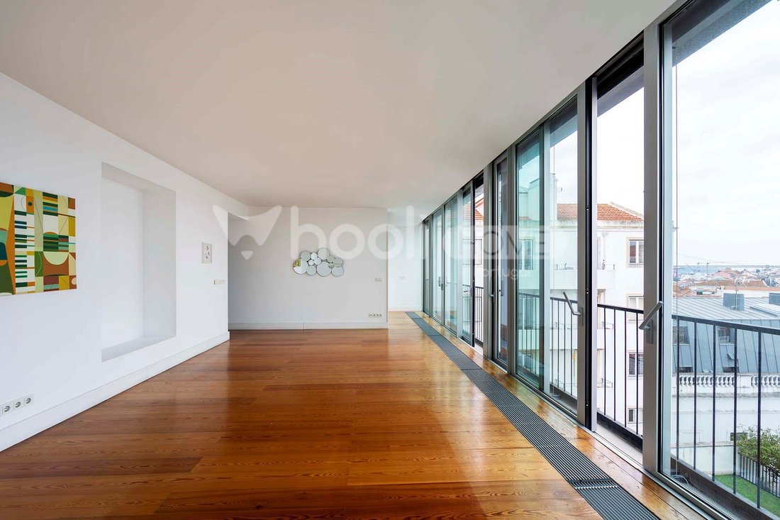 Apartment in Misericordia, Lisbon, Portugal 2 - 14869355