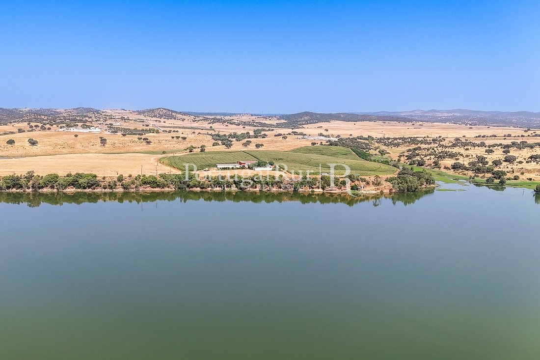 Estate in Evora (Sao Mamede, Se, Sao Pedro e Santo Antao), Évora District, Portugal 4 - 16279323