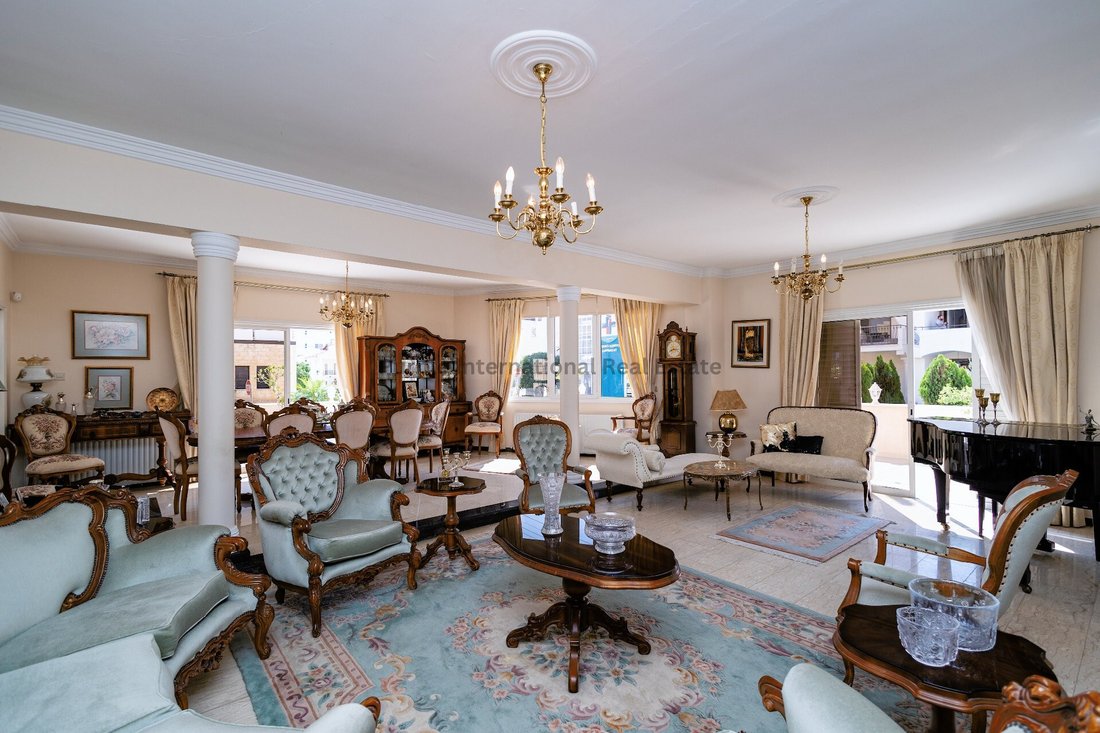 Villa in Agios Nikolaos, Cyprus 2 - 15265177