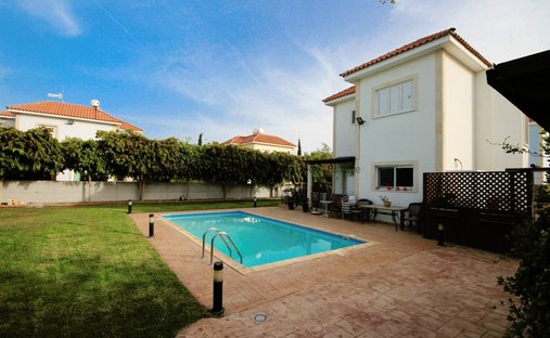 Villa in Paralimni, Bezirk Famagusta, Zypern 1