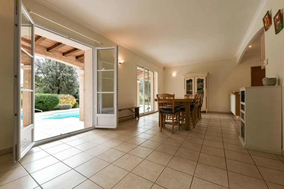 House in Uzès, Occitania, France 5 - 16713098