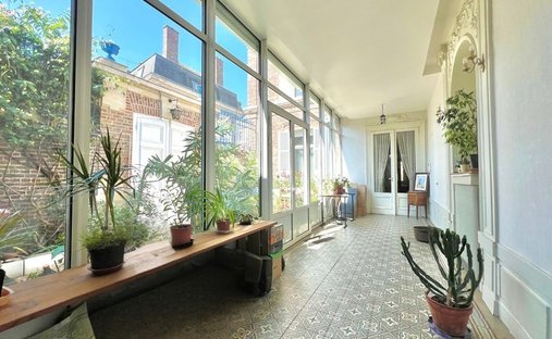 Magnificent Event Castle Hotel, Restaurant, Wedding, Seminar, Gite, Swimming Pool And Spa