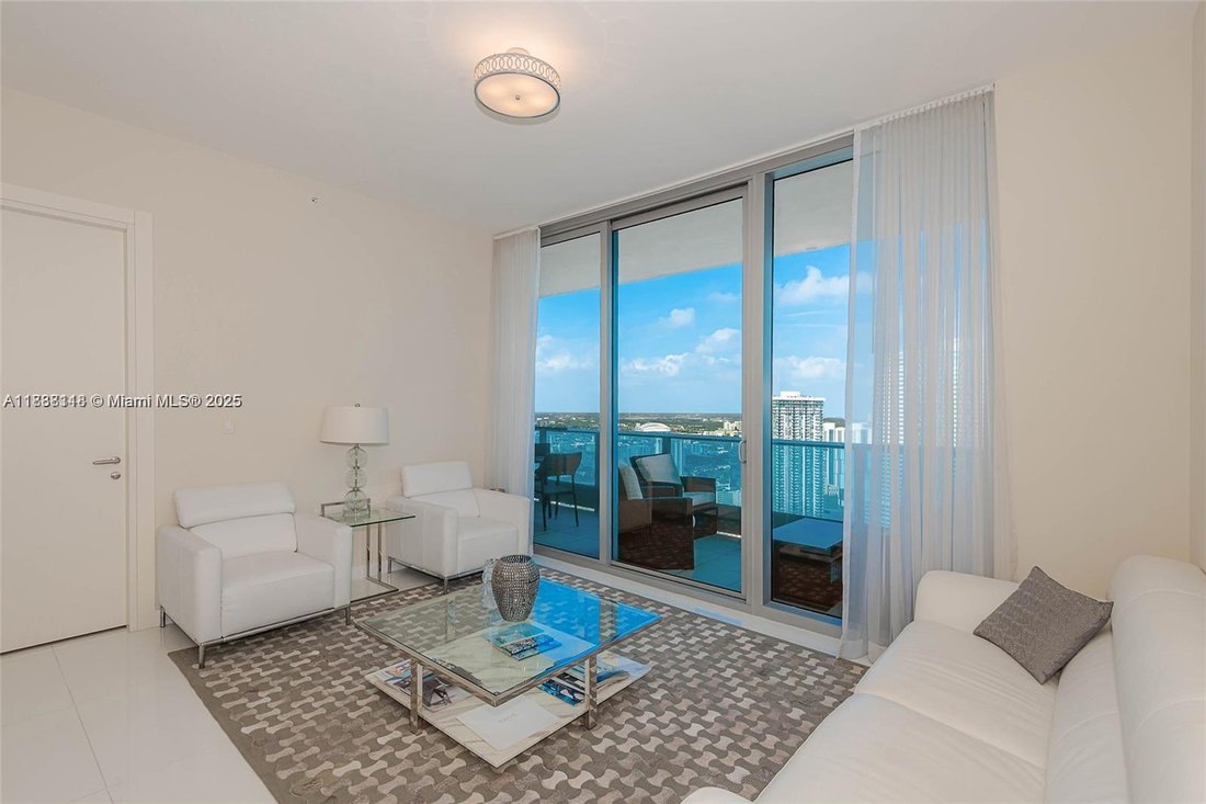 Condo in Miami, Florida, United States 1 - 16714710