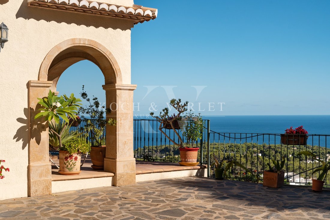 Villa in Benissa, Valencian Community, Spain 1 - 13337824