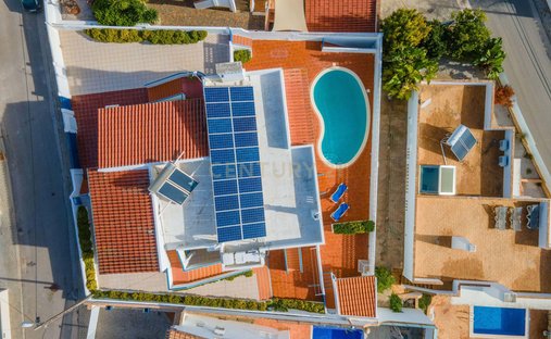 Villa in Estombar e Parchal, Algarve, Portugal 1