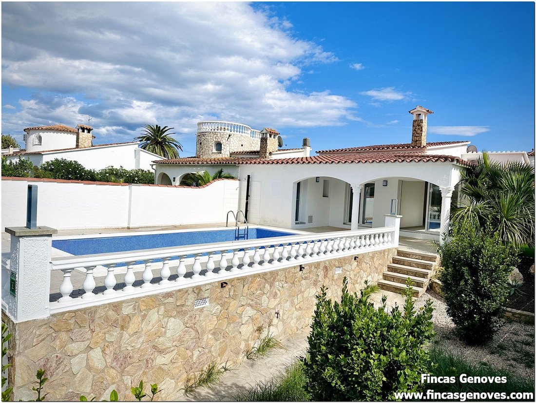 House in Empuriabrava, Catalonia, Spain 4 - 16392872