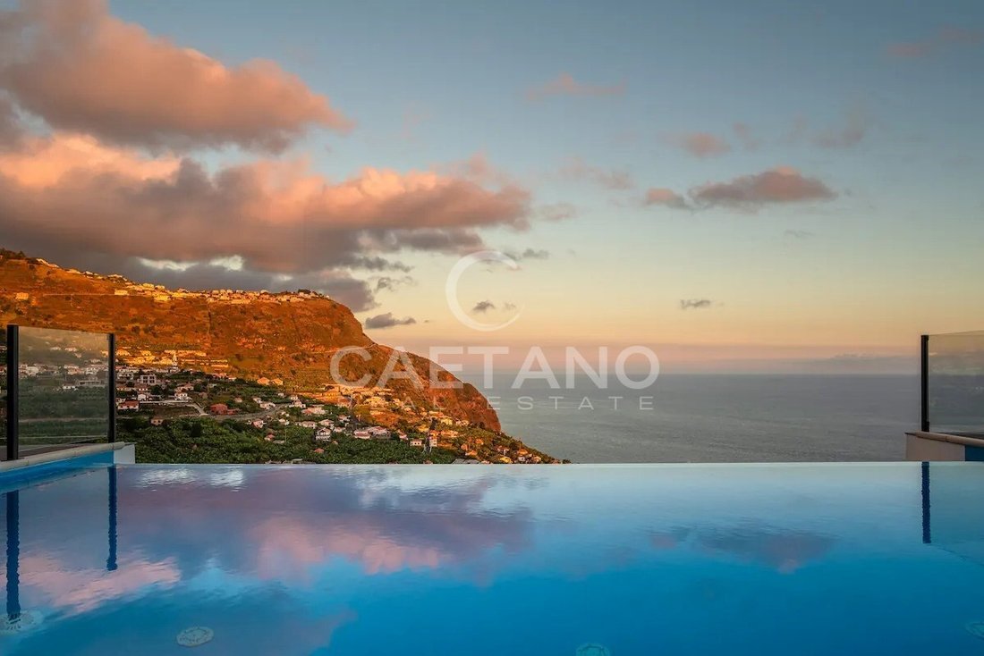 Villa in Arco da Calheta, Madeira, Portugal 2 - 16659215
