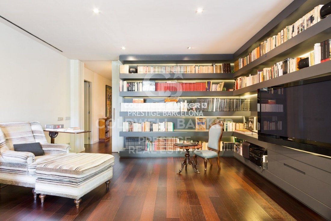 Apartment in Sarrià-Sant Gervasi, Barcelona, Spain 5 - 14587417