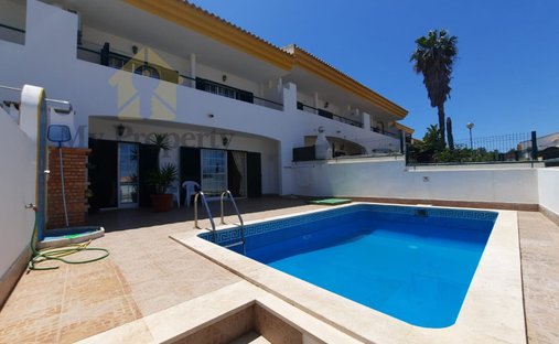 House in Olhos de Agua, Algarve, Portugal 1