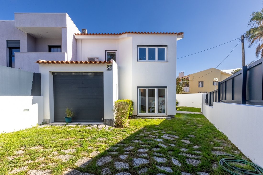 House in Carcavelos e Parede, Lisbon, Portugal 3 - 16713637