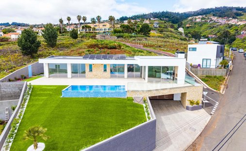 Villa en Estreito da Calheta, Madeira, Portugal 1
