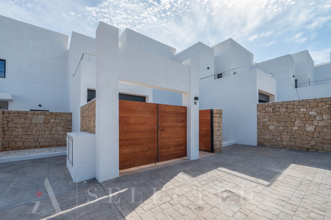 Chalet in Sant Josep de sa Talaia, Balearic Islands, Spain 1 - 15734263