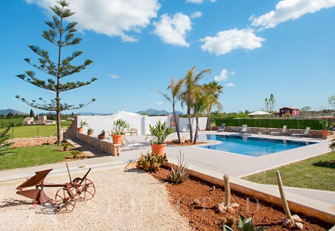 Chalet in Muro, Balearic Islands, Spain 2 - 10696572
