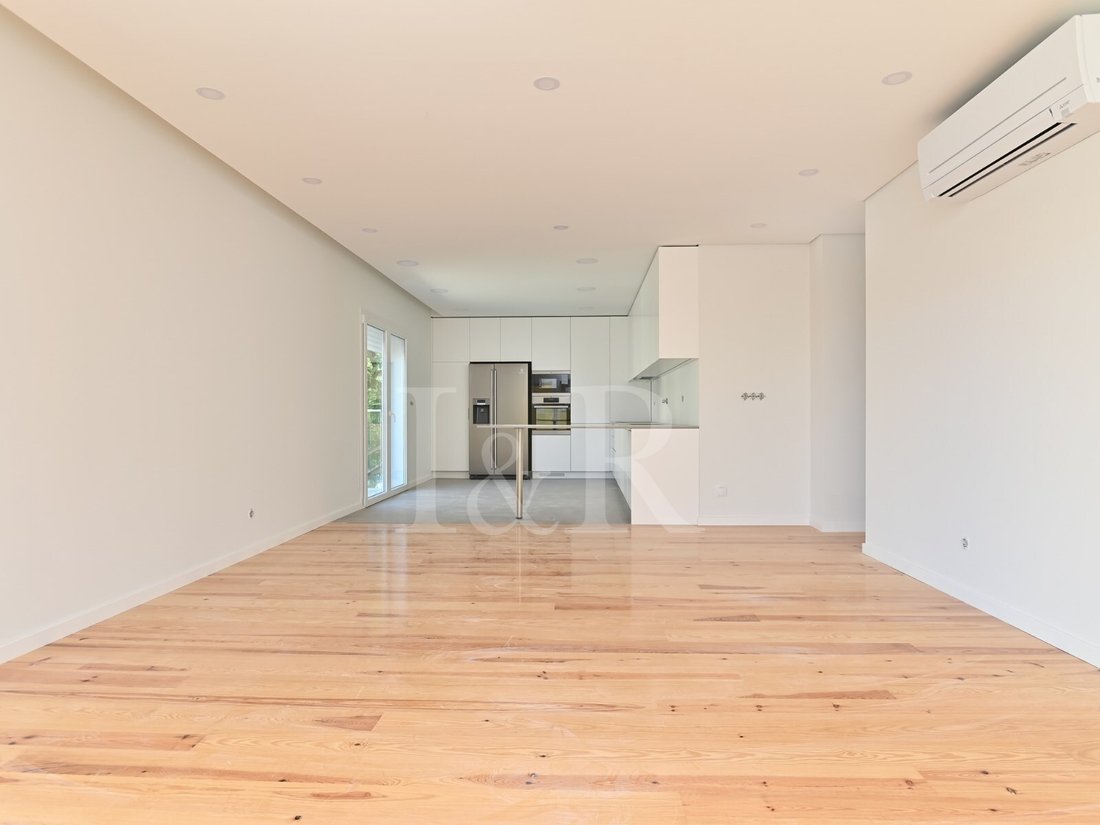 Apartment in Estoril, Cascais e Estoril, Lisbon 3 - 12898265