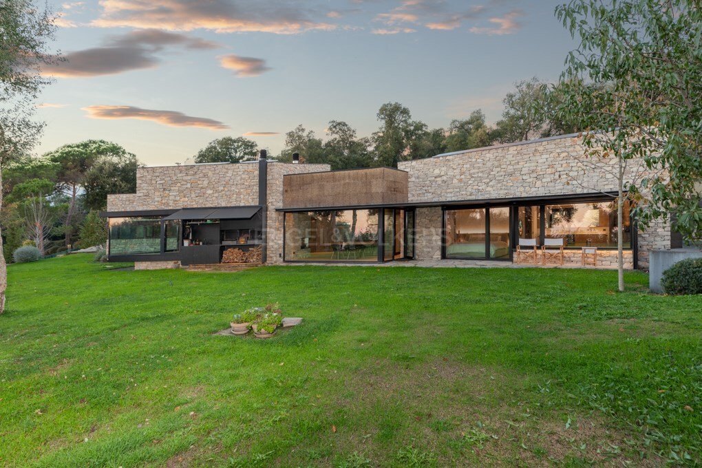 House in Sant Feliu de Buixalleu, Catalonia, Spain 3 - 12569989