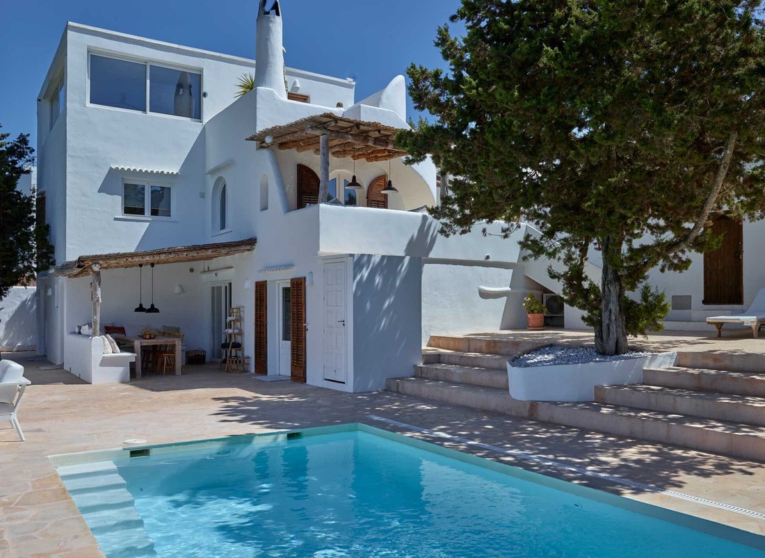 Villa in Cala Moli, Sant Josep de sa Talaia, Spain 1 - 16097902