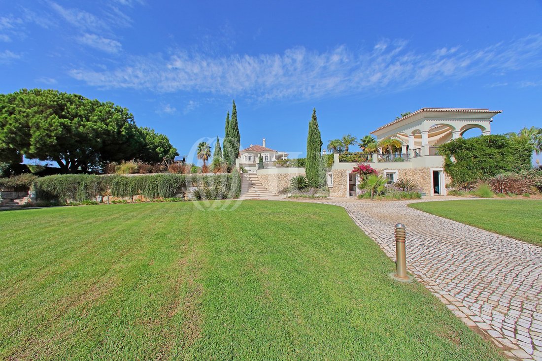 House in Quinta do Lago, Almancil, Portugal 2 - 15385115