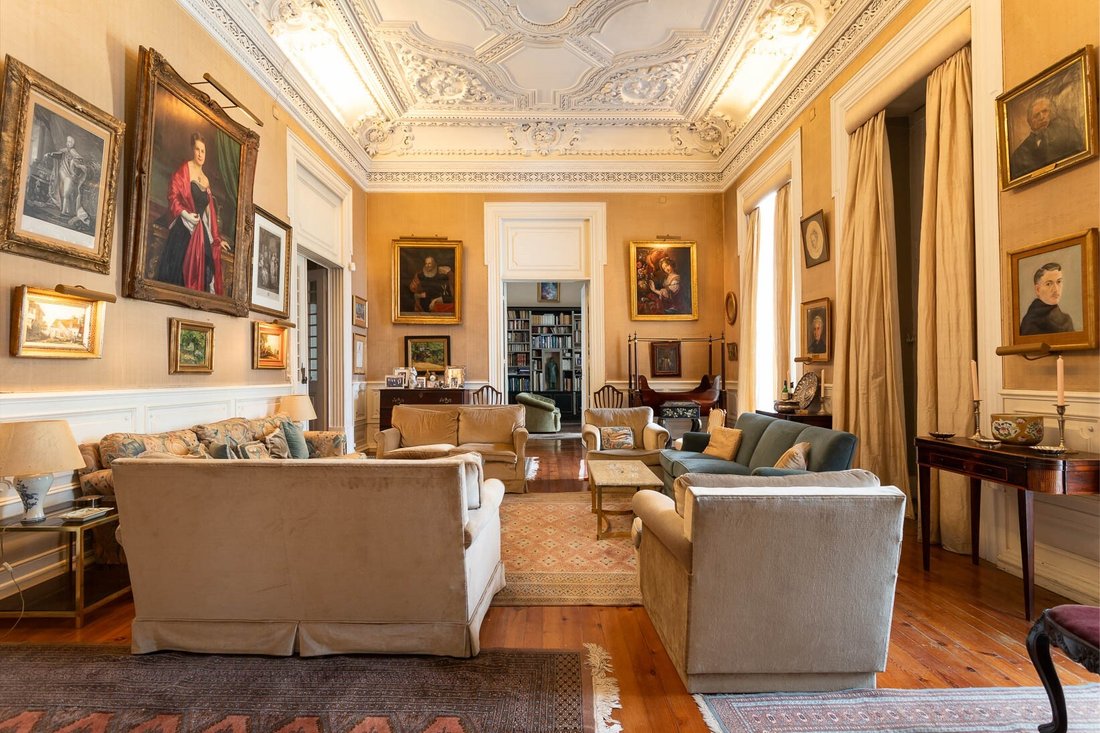House in Misericordia, Lisbon, Portugal 4 - 16150899