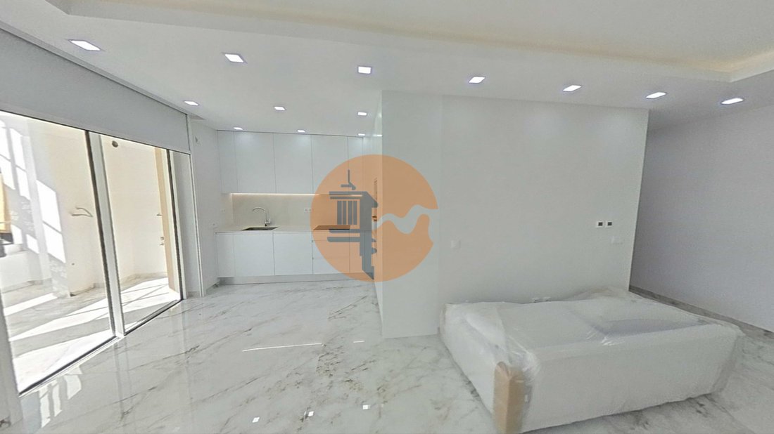 Apartment in Praia De Porto Mós, Sao Goncalo de Lagos, Algarve 1 - 12335641