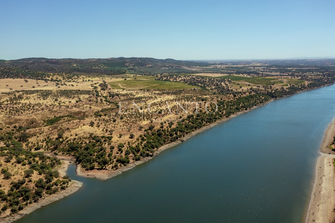Estate in Pedrogao, Beja District, Portugal 1 - 16086416