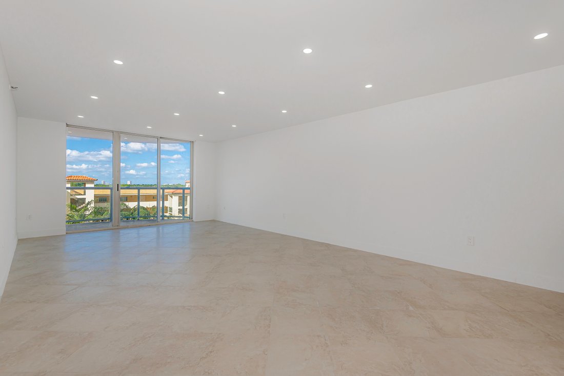 Condo in Bal Harbour, Florida, United States 3 - 16712256