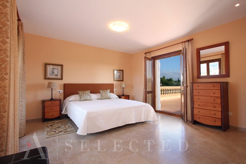 Chalet in sa Pobla, Balearic Islands, Spain 3 - 10696520