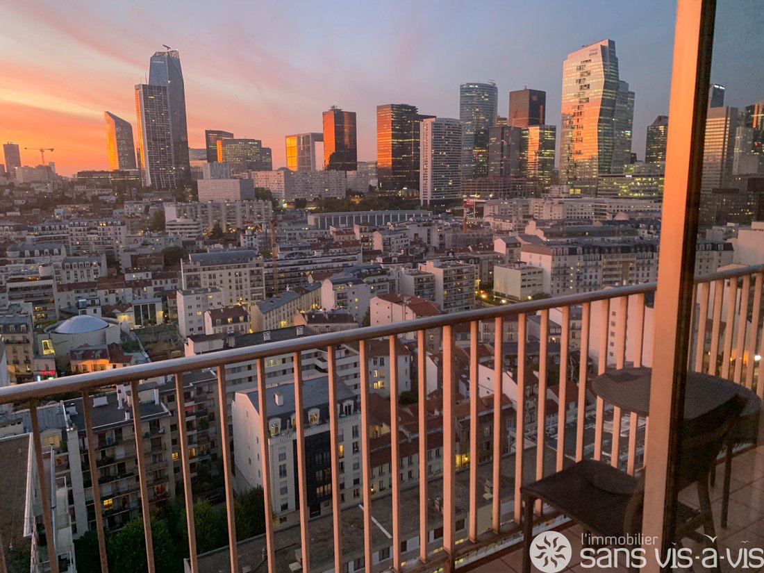 Apartment in Puteaux, Ile-de-France, France 4 - 16716442