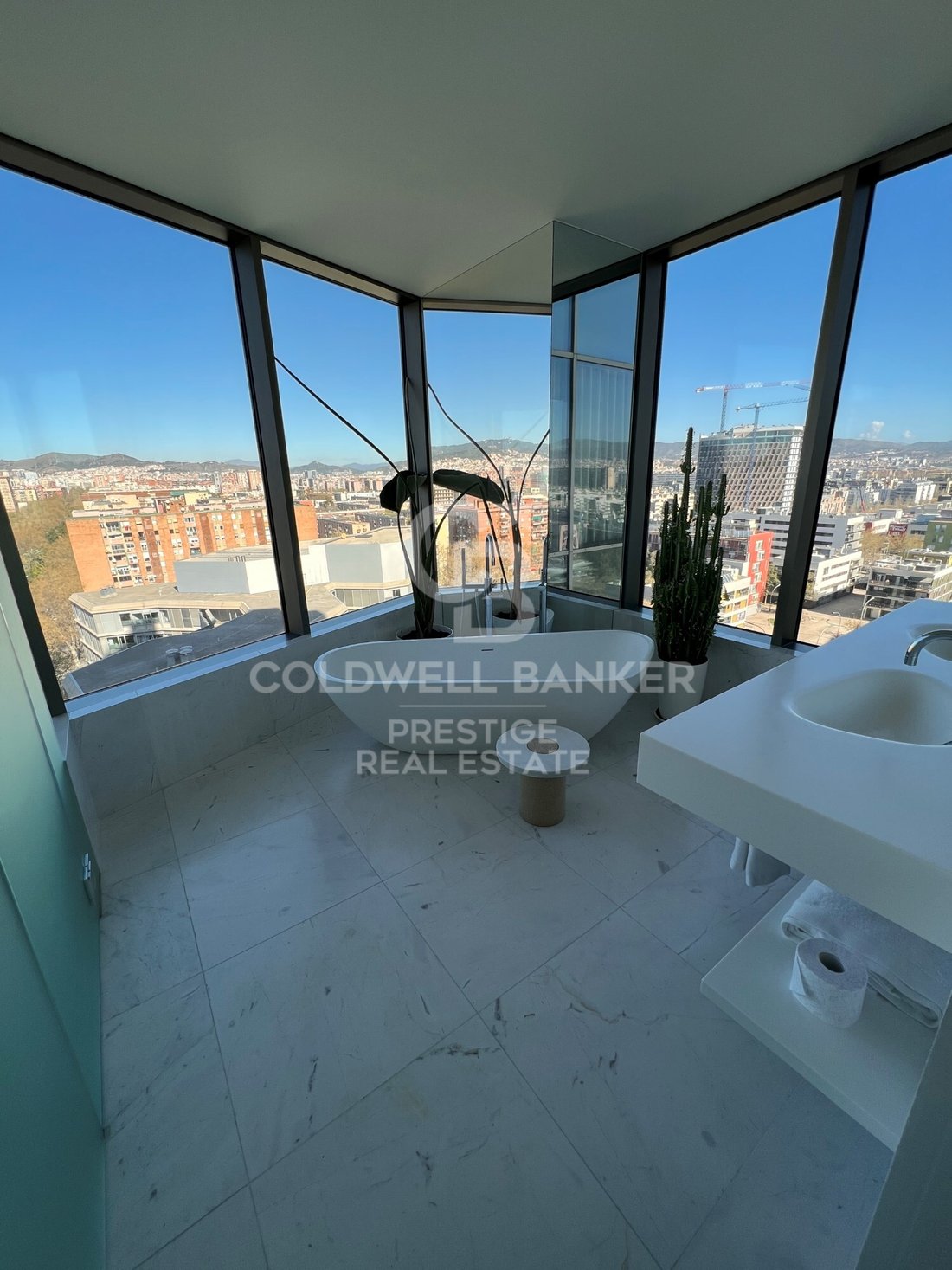 Apartment in Sant Martí, Barcelona, Spain 5 - 14587359