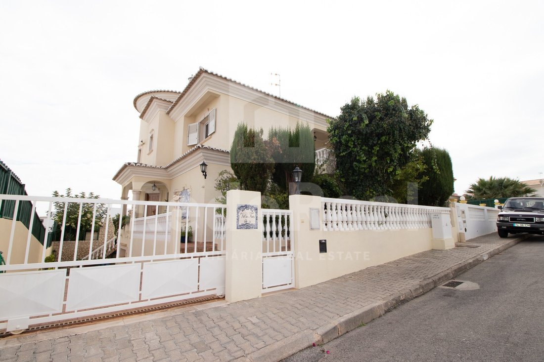 House in Olhos de Agua, Algarve, Portugal 1 - 14785605