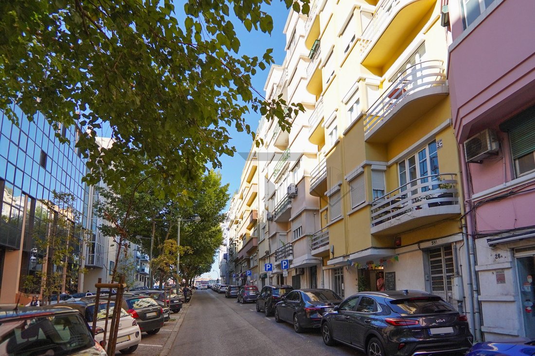 Apartment in Avenidas Novas, Lisbon, Portugal 2 - 16403192