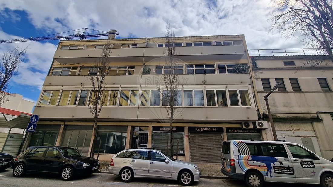 Apartment in Alvalade, Lisbon, Portugal 3 - 16718114