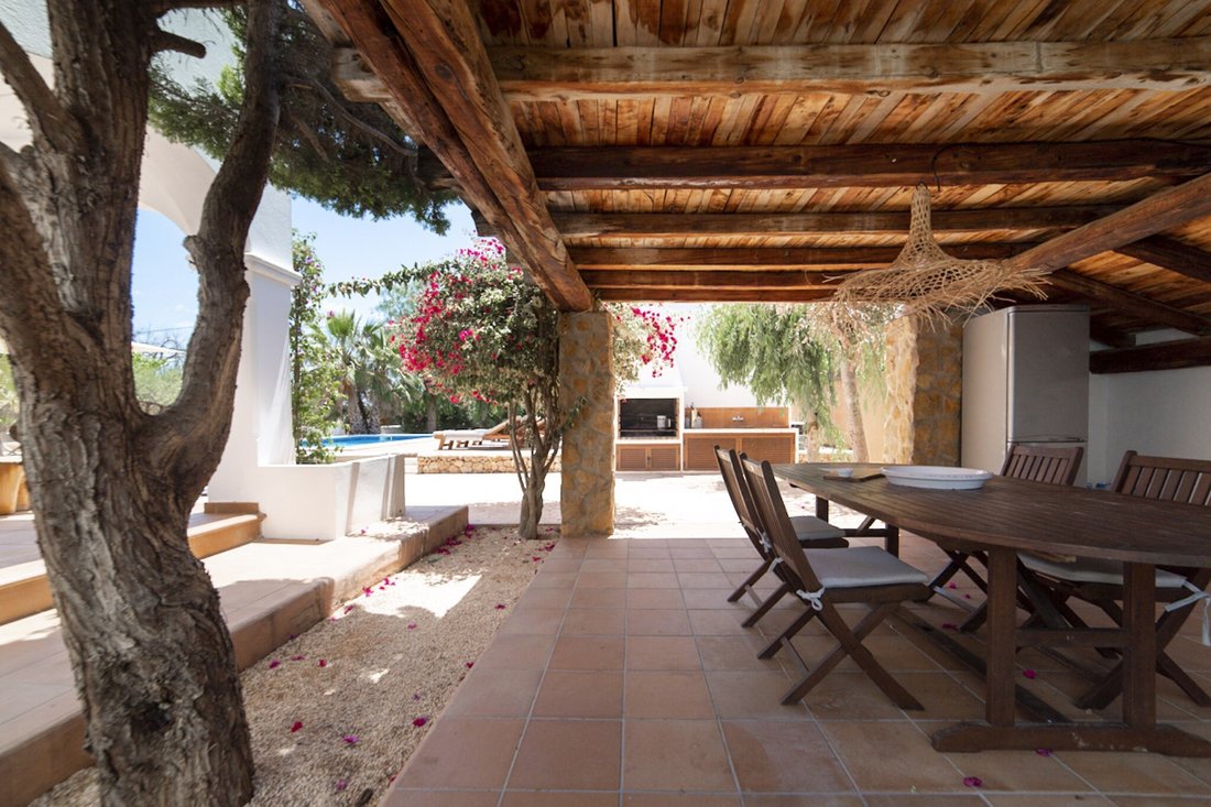Villa in Sant Jordi de ses Salines, Sant Josep de sa Talaia, Balearic Islands 2 - 16704243