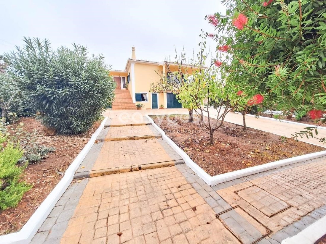House in Estombar e Parchal, Algarve, Portugal 3 - 15728612