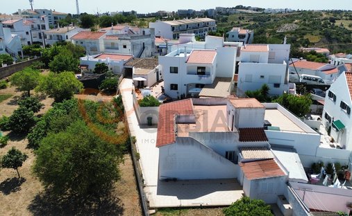 House in Praia dos Pescadores, Olhos de Agua, Portugal 1