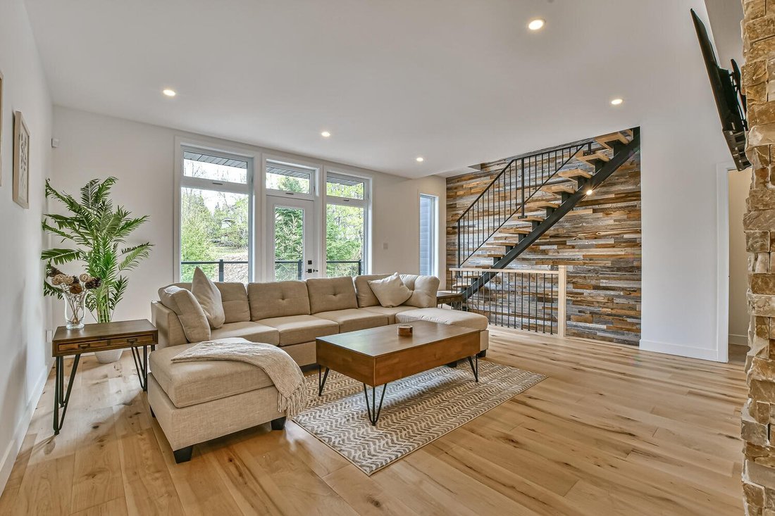 Condo in Mont-Tremblant, Quebec, Canada 5 - 16713400