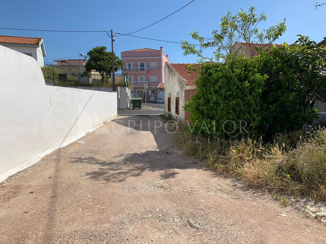 Land in Loures, Lisbon, Portugal 3 - 16375601